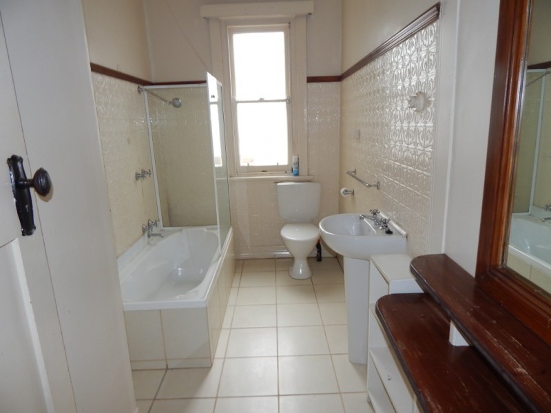 30 Villamanta Street, Geelong West VIC 3218