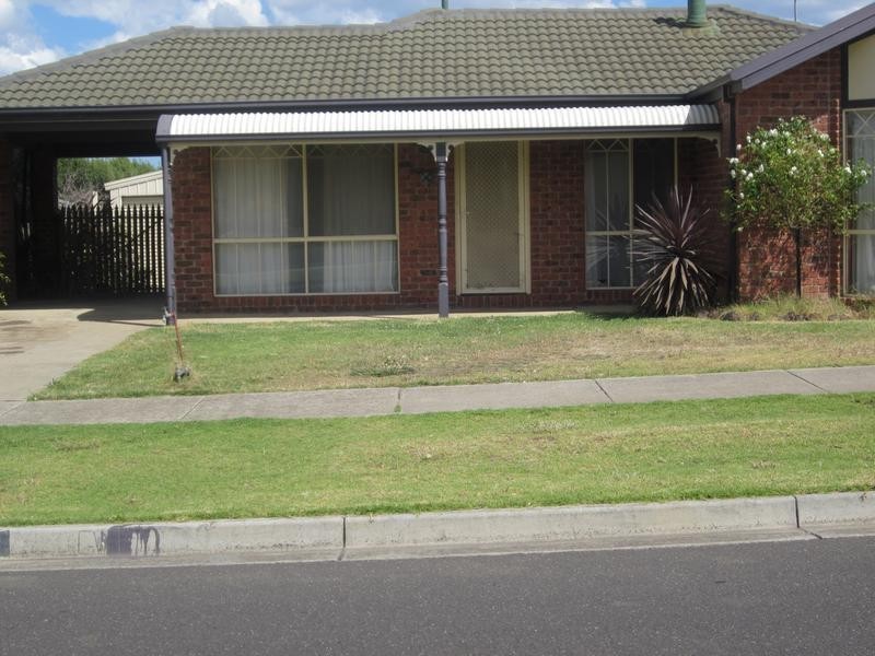 31 Bickford Road, Grovedale VIC 3216