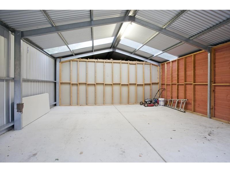 65 Sydenham Ave, Manifold Heights VIC 3218