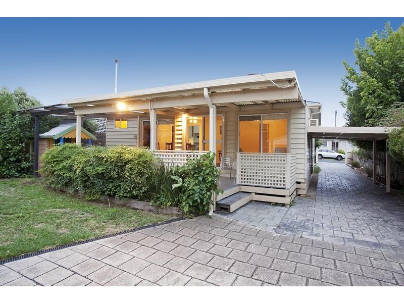 65 Sydenham Ave, Manifold Heights VIC 3218