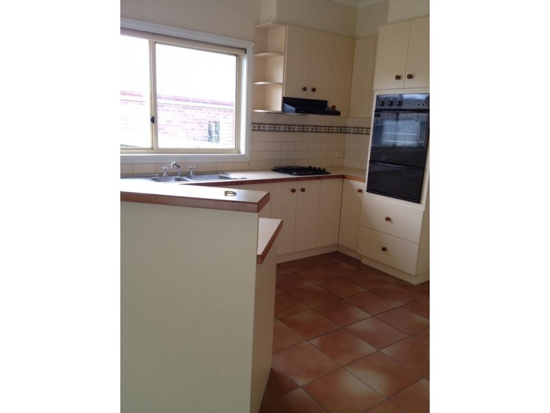 1/14 Bisinella Court, Leopold VIC 3224