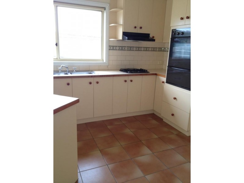 1/14 Bisinella Court, Leopold VIC 3224