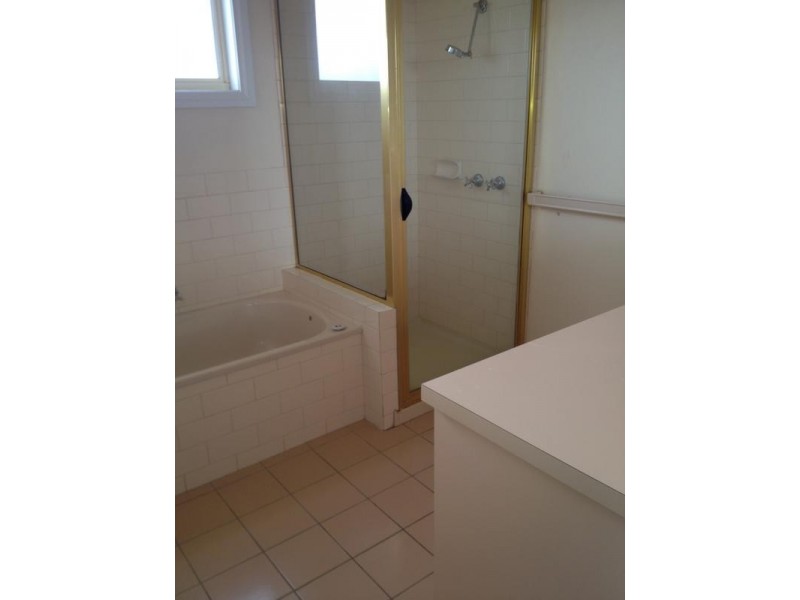 1/14 Bisinella Court, Leopold VIC 3224