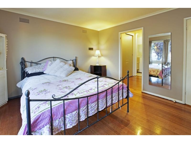 92 Heyers Rd, Grovedale VIC 3216
