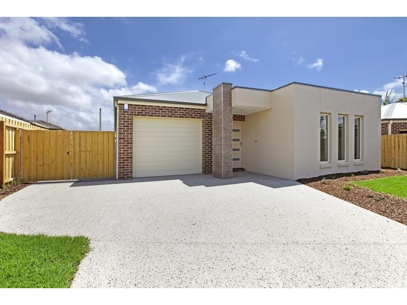 2/35 Jabone Terrace, Bell Park VIC 3215