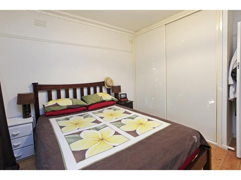 17 Little Ave, Hamlyn Heights VIC 3215