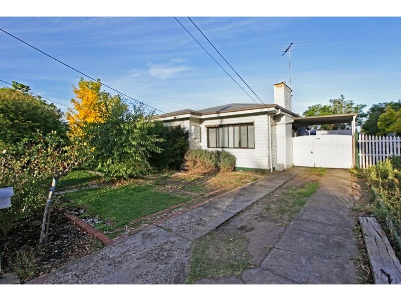17 Little Ave, Hamlyn Heights VIC 3215