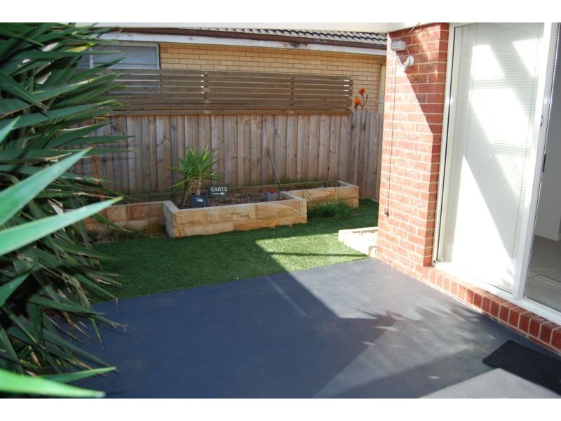 4 Fern St, Newcomb VIC 3219