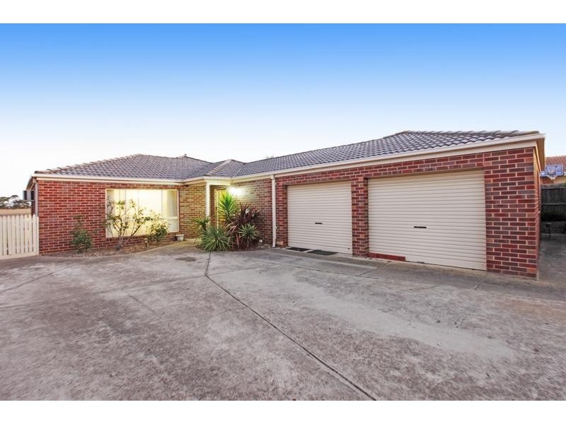 25 Bickford Rd, Grovedale VIC 3216