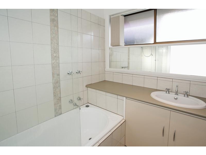 326 Church St, Hamlyn Heights VIC 3215