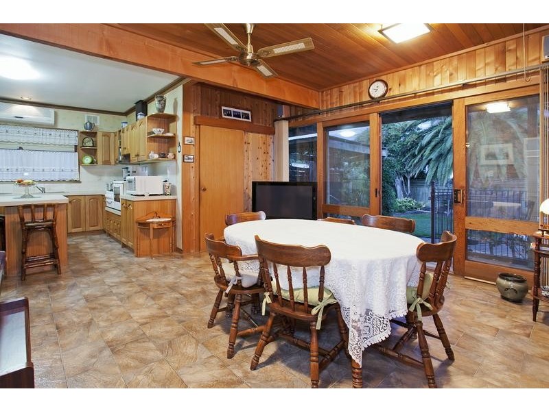 64 Heytesbury Street, Herne Hill VIC 3218