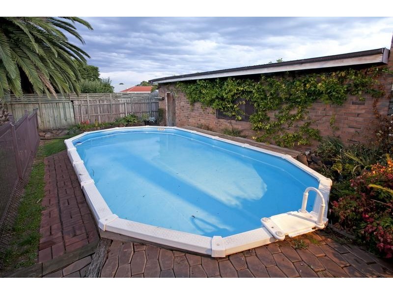 64 Heytesbury Street, Herne Hill VIC 3218