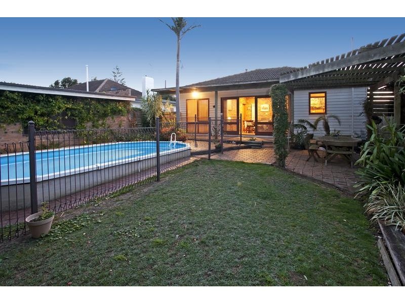 64 Heytesbury Street, Herne Hill VIC 3218