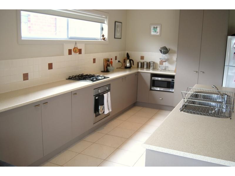 8/39 Astley Crescent, Point Cook VIC 3030