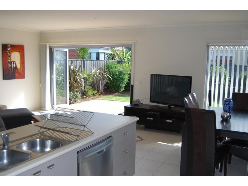 8/39 Astley Crescent, Point Cook VIC 3030