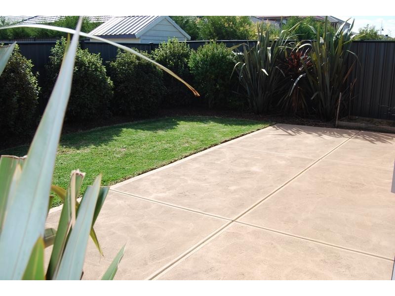 8/39 Astley Crescent, Point Cook VIC 3030