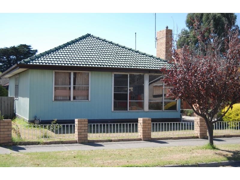 32 Vermont Avenue, Corio VIC 3214