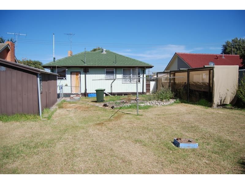 32 Vermont Avenue, Corio VIC 3214