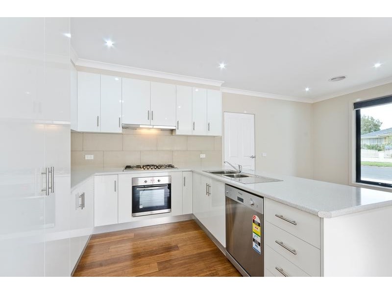 1 Kentucky Ave, Norlane VIC 3214