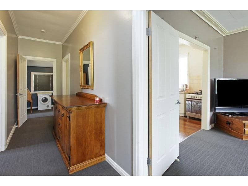 6 Milton St, Bell Park VIC 3215