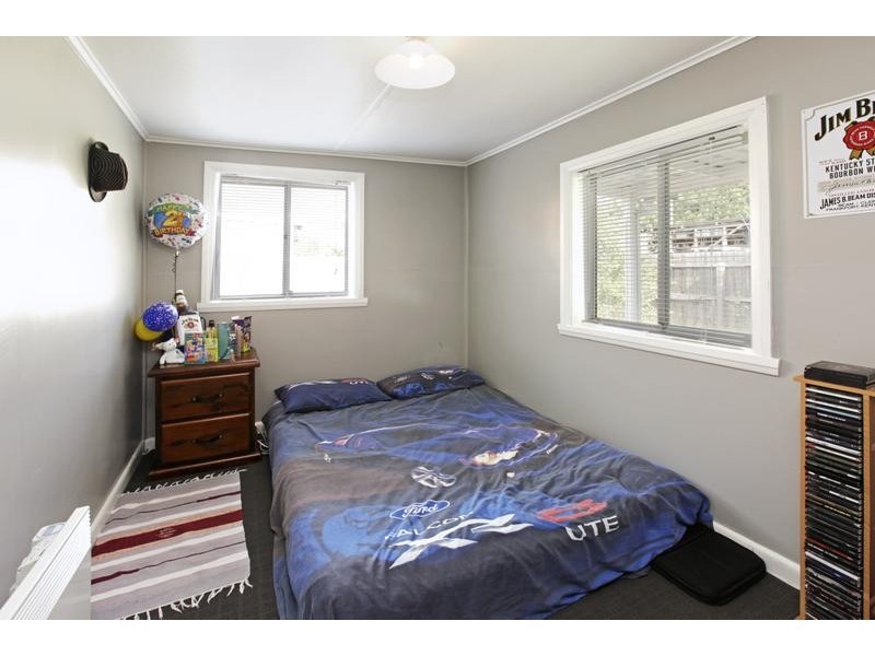 6 Milton St, Bell Park VIC 3215