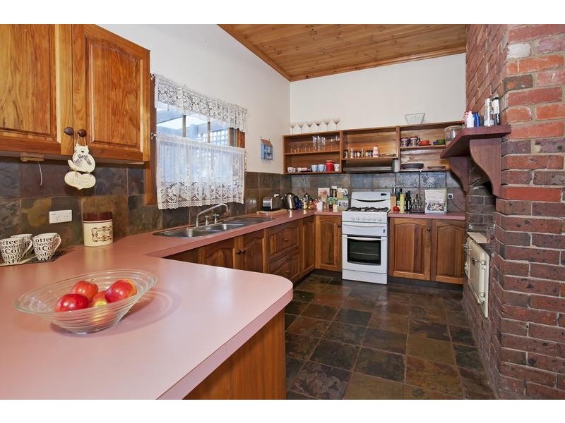 35 Margaret Street, Rippleside VIC 3215