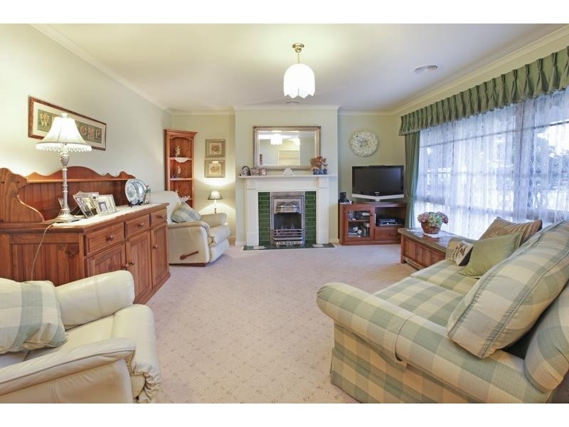 80 McCurdy Rd, Herne Hill VIC 3218