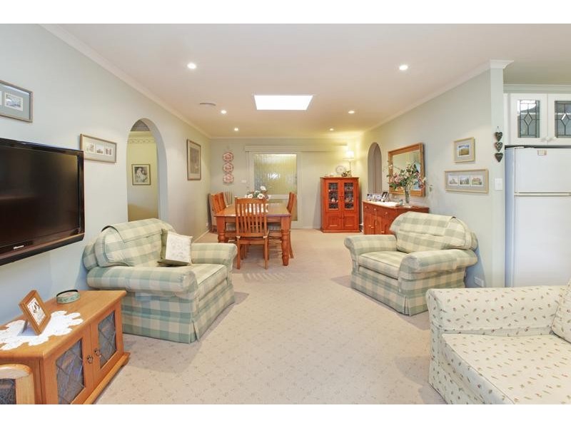 80 McCurdy Rd, Herne Hill VIC 3218