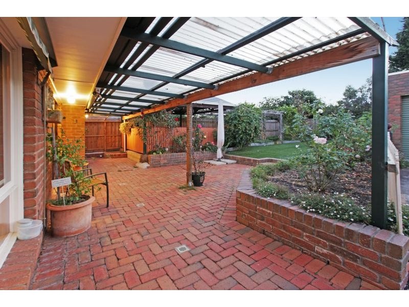 80 McCurdy Rd, Herne Hill VIC 3218