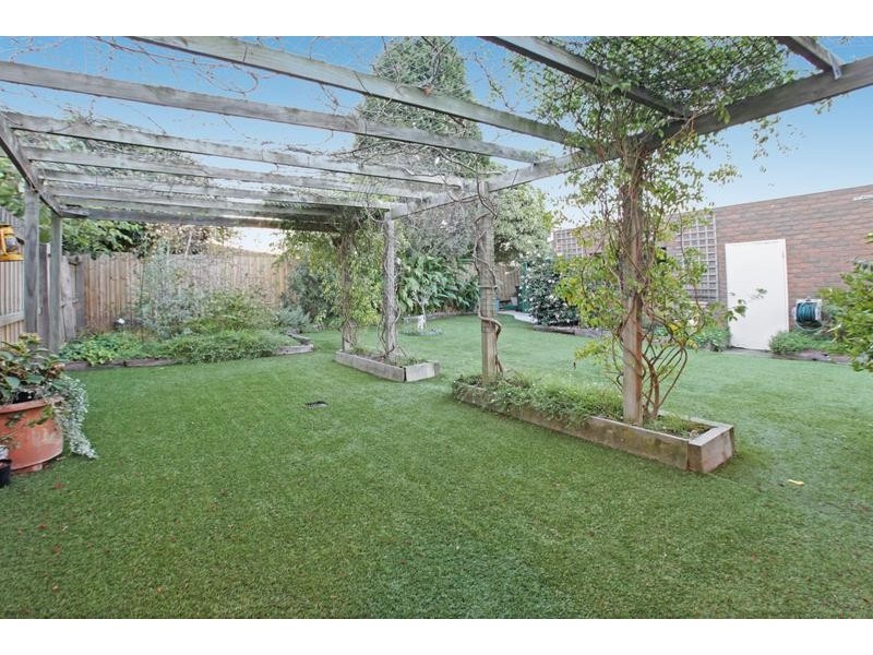 80 McCurdy Rd, Herne Hill VIC 3218