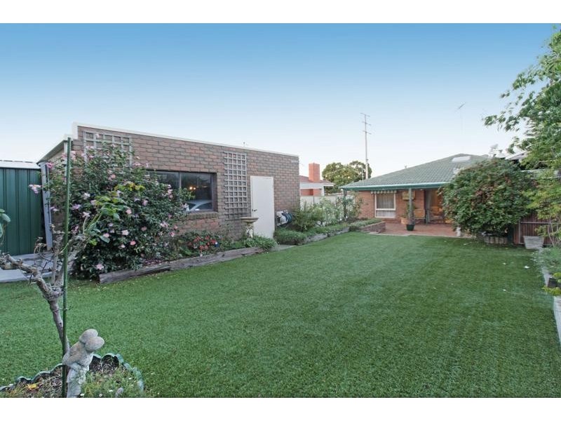 80 McCurdy Rd, Herne Hill VIC 3218