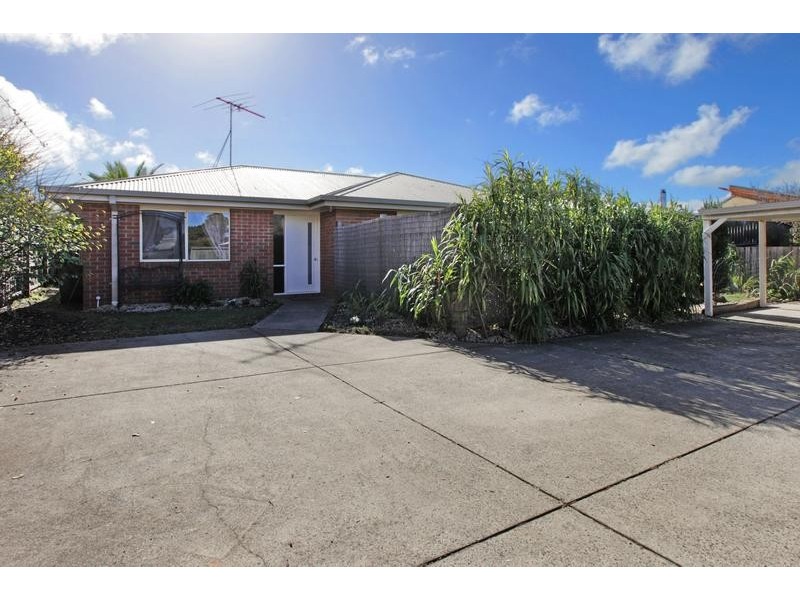 90A Beach rd, Torquay VIC 3228