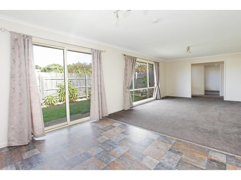 90A Beach rd, Torquay VIC 3228