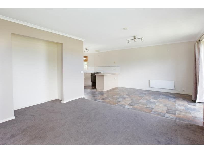 90A Beach rd, Torquay VIC 3228