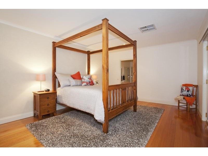 6 Marconi Place, Lara VIC 3212