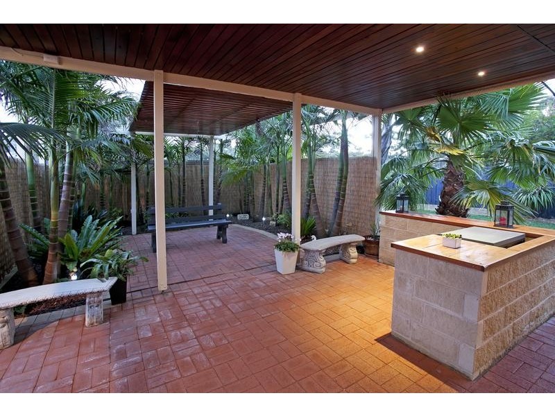 6 Marconi Place, Lara VIC 3212