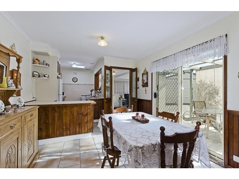 130 Fairbairn Dve, Corio VIC 3214