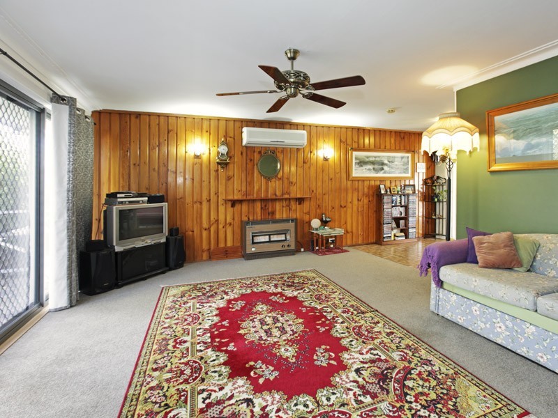 4 Karana Ave, Grovedale VIC 3216