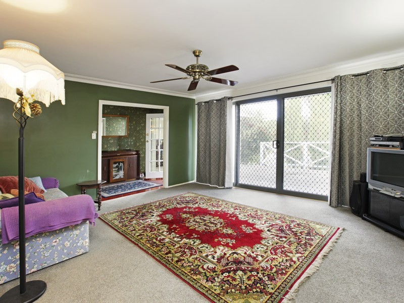 4 Karana Ave, Grovedale VIC 3216