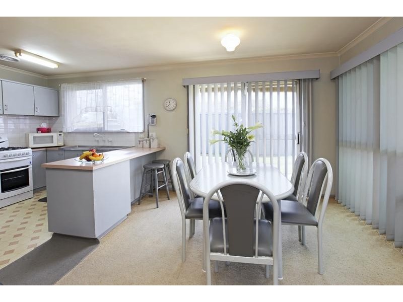 20 Heyers Road, Grovedale VIC 3216