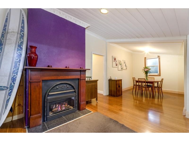 22 Regent St, Whittington VIC 3219