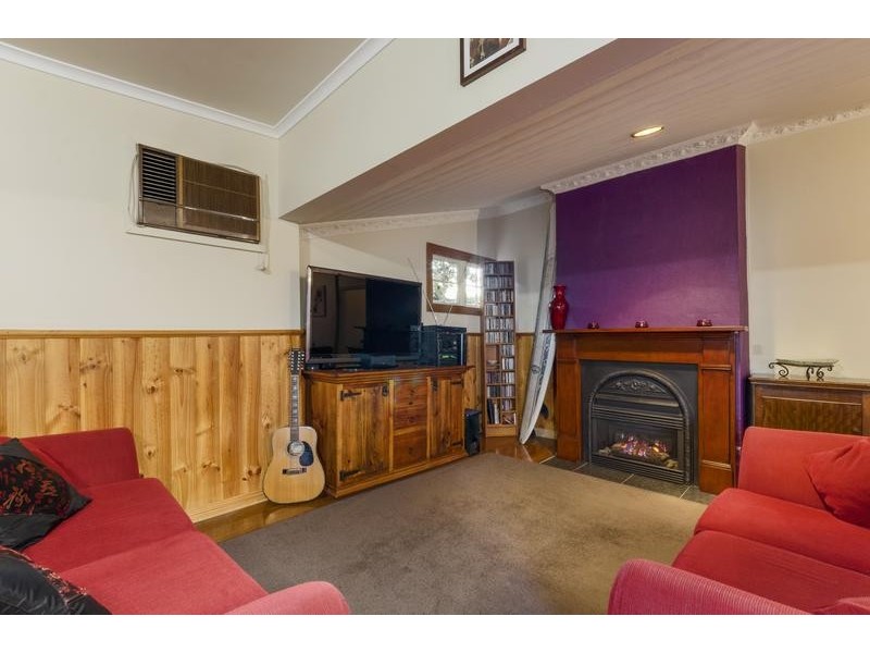 22 Regent St, Whittington VIC 3219