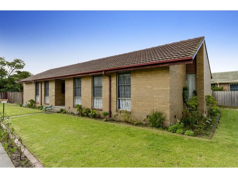 21 Titan Street, Whittington VIC 3219