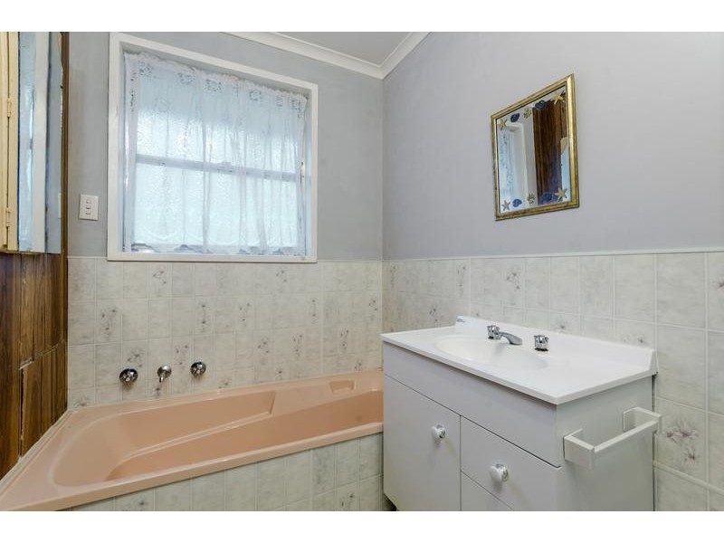 21 Titan Street, Whittington VIC 3219