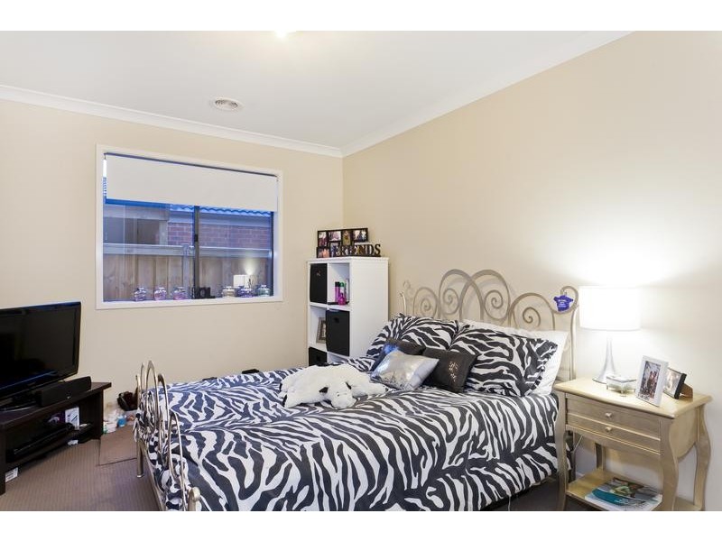22 Shoaling Drive, Leopold VIC 3224
