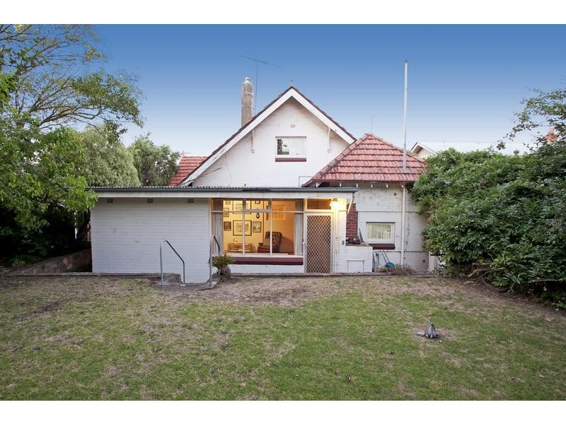 38 Nantes Street, Newtown VIC 3220