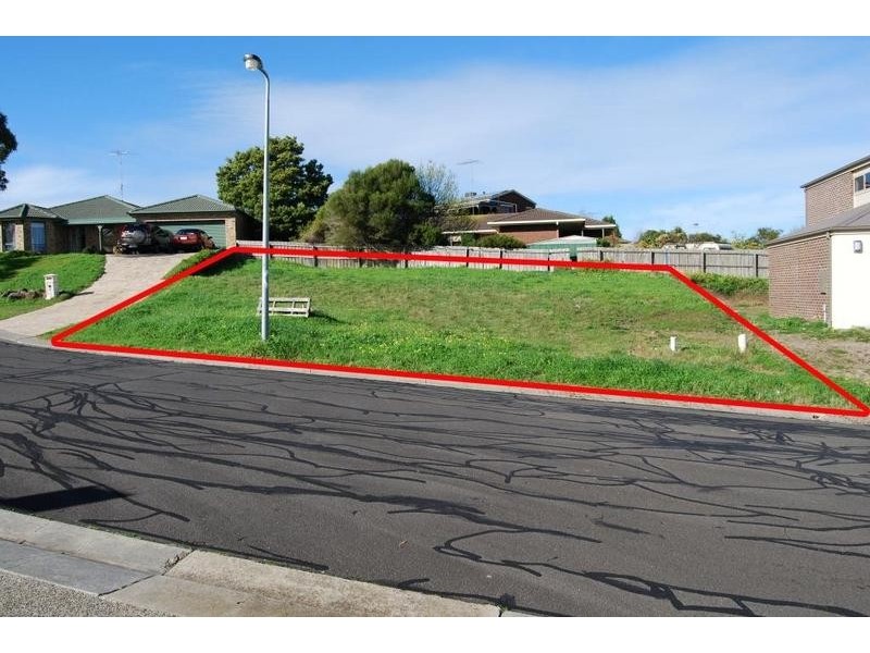 2 Mary Place, Leopold VIC 3224