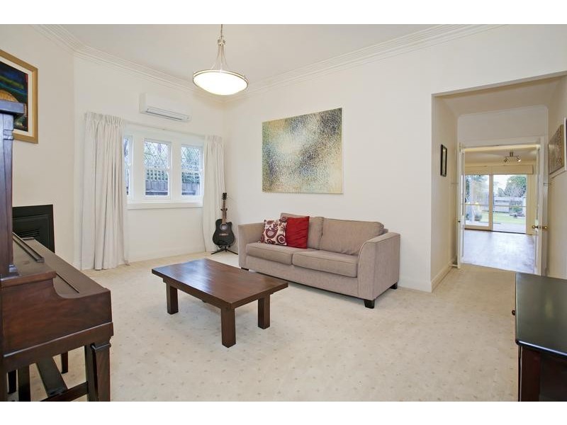 184 Church St, Hamlyn Heights VIC 3215