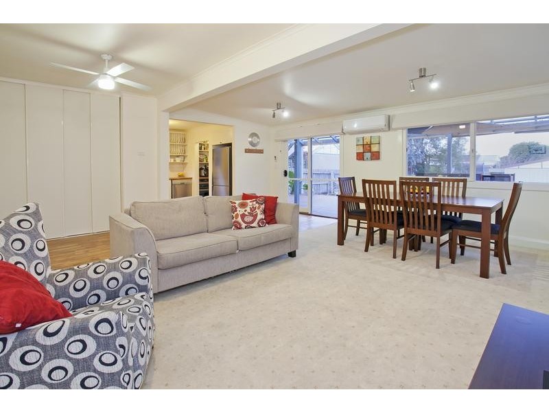 184 Church St, Hamlyn Heights VIC 3215