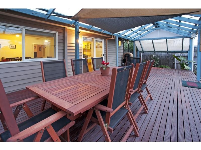 184 Church St, Hamlyn Heights VIC 3215